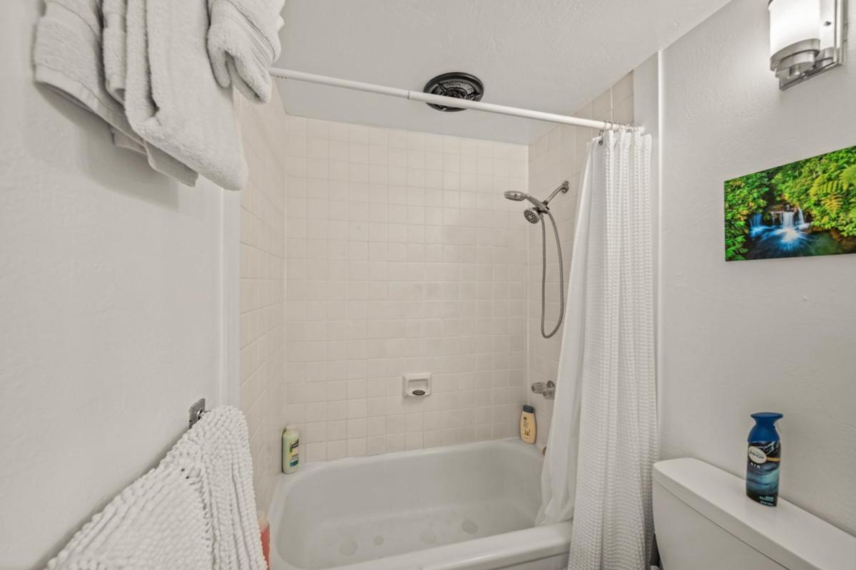 Newly Upgraded 1Br Unit Near Beach Max Of 5 Guests Кайлуа-Кона Екстер'єр фото